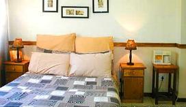 A1 Kynaston B & B, South Africa, room