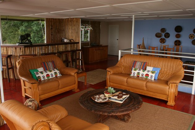 The Delta Belle House Boat, Botswana