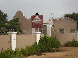 Huis Klipdrift Henties Bay, Namibia: entrance