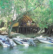 Ichingo Chobe River Lodge Namibia boats