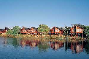 King's Den Lodge & Zambezi Queen Namibia