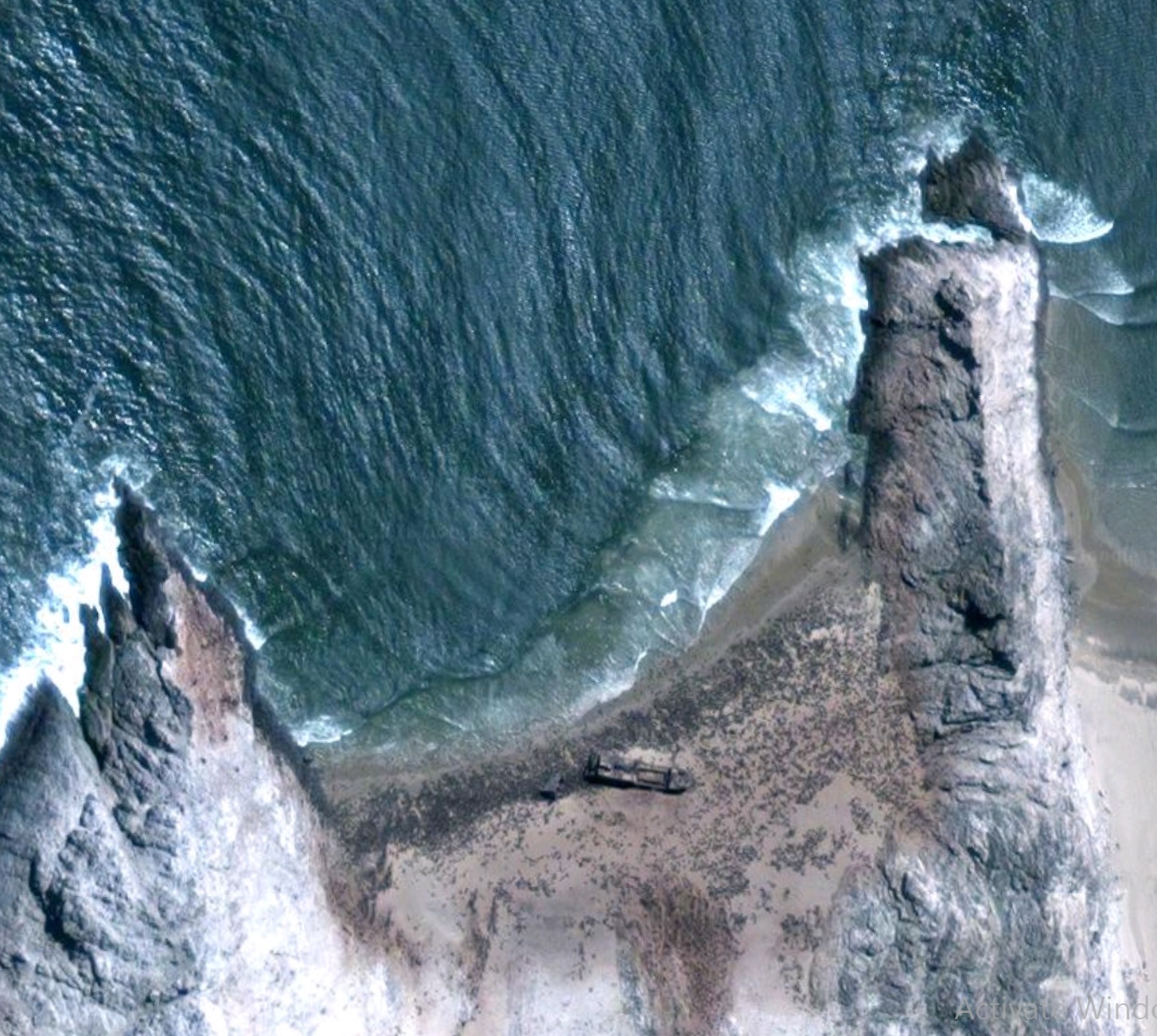 Otavi shipwreck, Spencer Bay, Sperrgebiet, Namibia