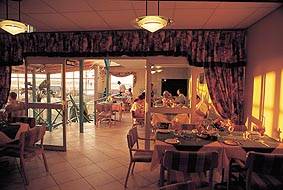 Protea Hotel Zum Sperrgebiet Luderitz, Namibia: restaurant